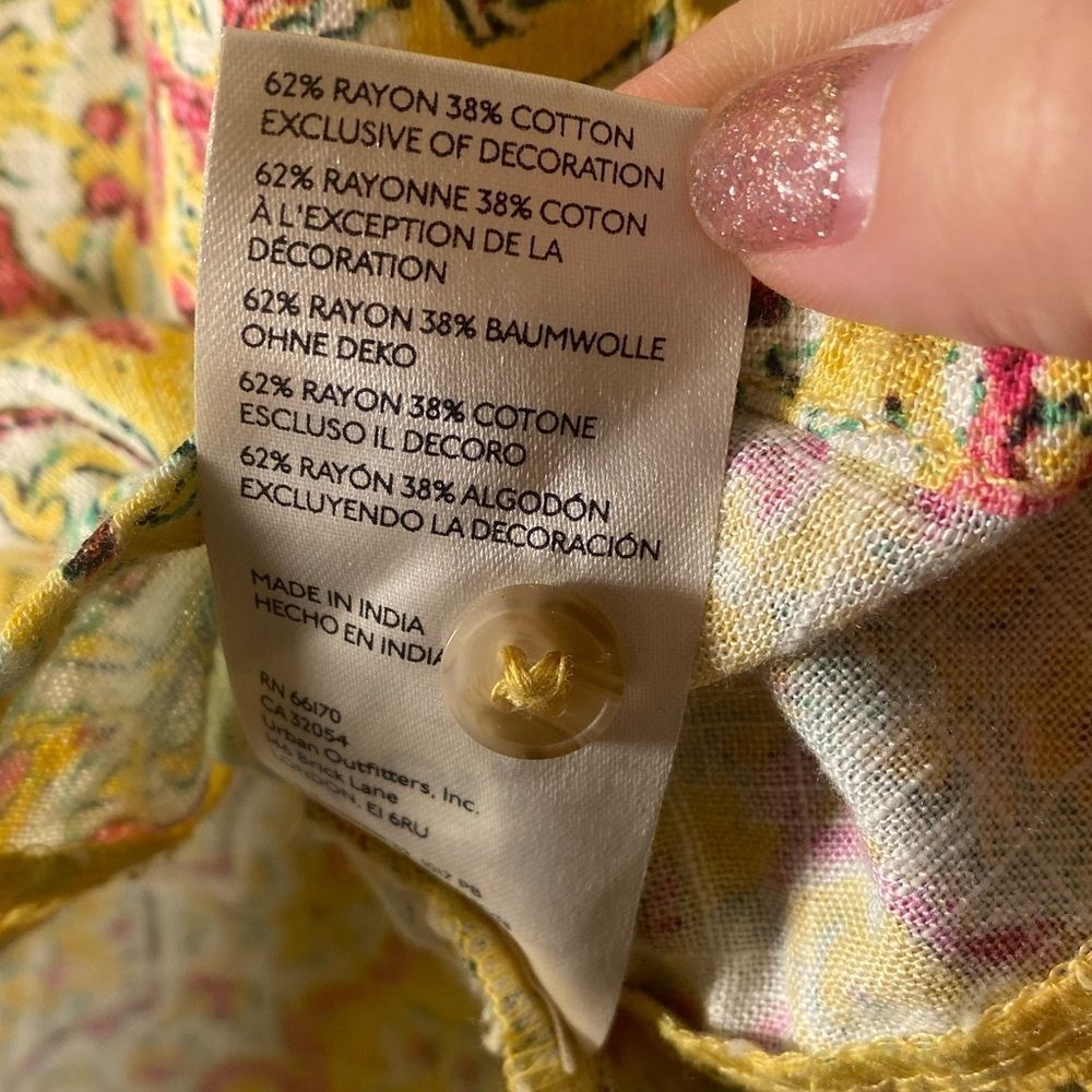 Pilcro Yellow and Pink Floral Top - Picture 5 of 5